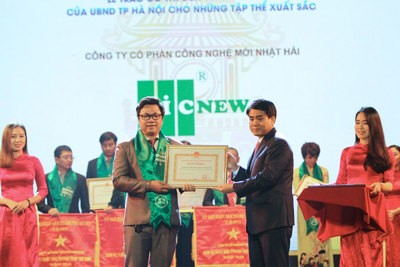 Công ty Cổ phần Công nghệ Mới Nhật Hải nhận Bằng khen của UBND Thành phố Hà Nội