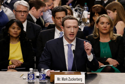 CEO Mark Zuckerberg kết thúc phiên điều trần đầu tiên, cổ phiếu Facebook tăng 4,5%