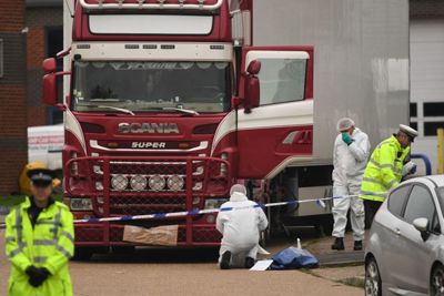Vụ 39 thi thể trong container tại Anh: Bộ Ngoại giao tiếp nhận đề nghị từ 14 gia đình có người thân mất tích