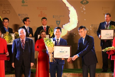 Amway lần thứ 4 được vinh danh Top 100 doanh nghiệp phát triển bền vững Việt Nam