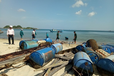 Quảng Ngãi: Chấm dứt việc nuôi thủy hải sản ở vùng biển thuộc Khu kinh tế Dung Quất
