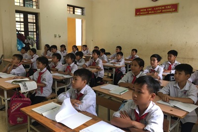 Các huyện ngoại thành Hà Nội khắc phục khó khăn đón năm học mới