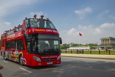 Xe buýt 2 tầng - City tour: Linh hoạt giá cước sẽ hút khách