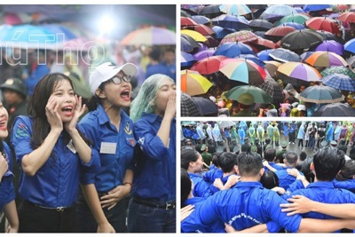 Ấn tượng ngày Giỗ Tổ: Xúc động hình ảnh thanh niên tình nguyện trong mưa