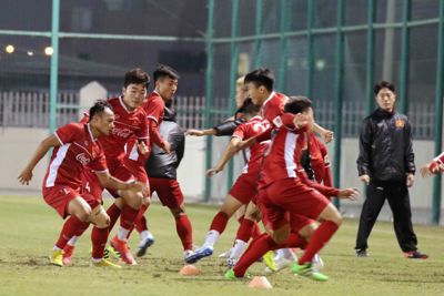 Lương Xuân Trường nỗ lực để được thi đấu nhiều trận tại VCK Asian Cup 2019