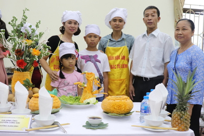 Bữa cơm gia đình: Tôn vinh giá trị gia đình Việt