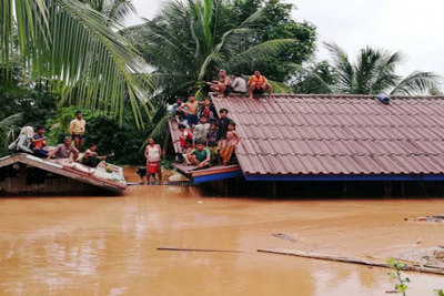 Vụ vỡ đập tại Lào: 131 người mất tích, hơn 3.000 người vẫn mắc kẹt giữa biển nước