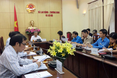 Viện trưởng Viện Công nhân công đoàn Vũ Quang Thọ: Không thể không tăng lương