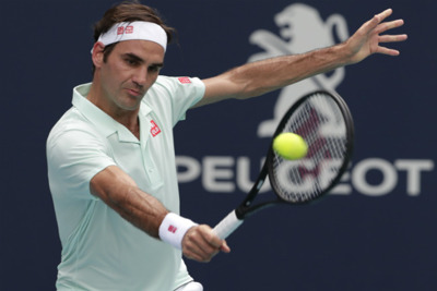 Miami Open ngày 9: Roger Federer thắng thuyết phục