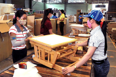 Tìm hướng đi mới cho đồ gỗ Việt
