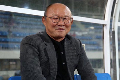 Reuters: Fans Việt Nam ca ngợi HLV Park Hang-seo là “thầy phù thủy”