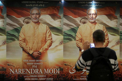 Bầu cử lớn nhất thế giới bắt đầu: "Chiêu bài" điện ảnh của Thủ tướng Modi