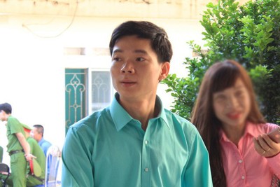 Vụ án chạy thận ở Hòa Bình: Thay đổi tội danh đối với bác sỹ Hoàng Công Lương