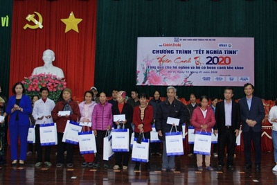 Chương trình "Tết Nghĩa tình - Xuân Canh Tý 2020": 200 suất quà đến với người nghèo huyện Ba Vì