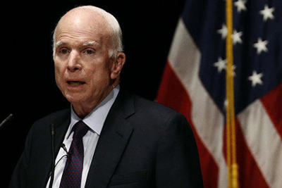 Thượng nghị sĩ Mỹ John McCain qua đời vì u não ở tuổi 81
