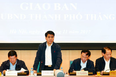 Chủ tịch Nguyễn Đức Chung yêu cầu chấn chỉnh việc lát đá vỉa hè