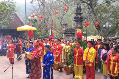 Sự tích về 8 lễ vật được cung tiến tại lễ hội đền Sóc 2019