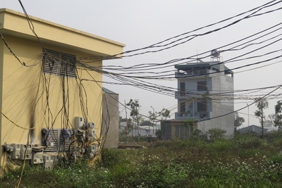 Người dân ở khu đất đấu giá ĐG02, huyện Quốc Oai: Mỏi mòn chờ điện