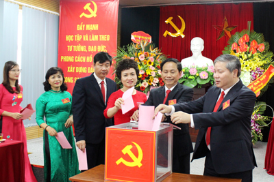 Ông Nguyễn Đức Hòa tiếp tục giữ chức Bí thư Đảng ủy Bảo hiểm xã hội Hà Nội