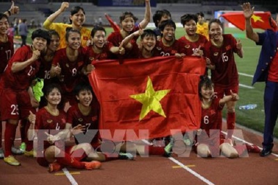 Vietcombank thưởng 500 triệu đồng cho đội tuyển bóng đá nữ vô địch SEA Games 30
