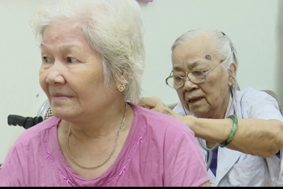 Vị bác sỹ gần 90 tuổi và phòng khám miễn phí cho người cao tuổi