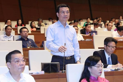 Bộ trưởng Nguyễn Mạnh Hùng: Phải dọn "rác" trên không gian mạng