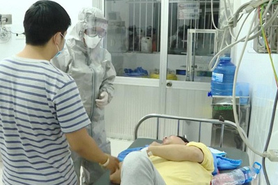 Bệnh nhân Trung Quốc được Việt Nam điều trị thành công bệnh viêm phổi cấp