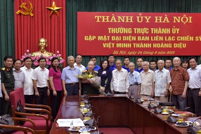 Lãnh đạo TP Hà Nội gặp mặt Ban liên lạc các chiến sĩ Việt Minh thành Hoàng Diệu