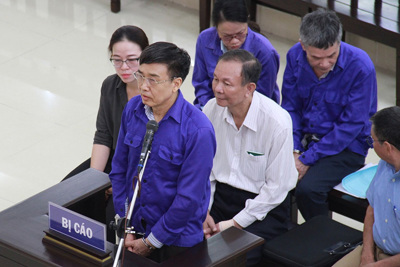 Hai cựu Tổng Giám đốc Bảo hiểm xã hội Việt Nam hầu tòa