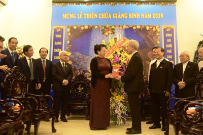 Chủ tịch Quốc hội Nguyễn Thị Kim Ngân chúc mừng Ủy ban Đoàn kết Công giáo Việt Nam