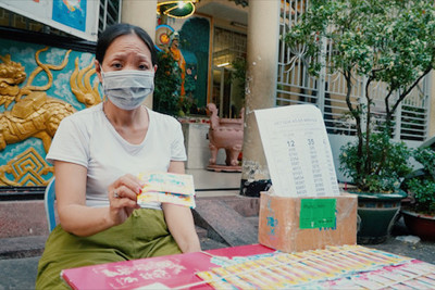 TP Hồ Chí Minh chi gần 9 tỷ đồng hỗ trợ người bán vé số trong dịch Covid-19