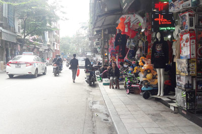 Quận Hoàn Kiếm: Vi phạm trật tự đô thị “tái phát” trên diện rộng