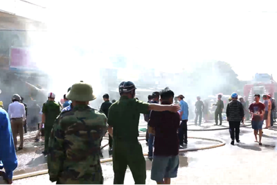 Nghệ An: Cháy lớn tại chợ Hưng Dũng, TP Vinh