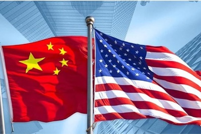 [Infographics] Nhìn lại một năm căng thẳng thương mại Mỹ-Trung