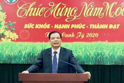 Bộ trưởng Nông nghiệp chúc Tết cán bộ dịp Xuân Canh Tý 2020