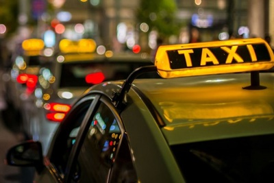 Taxi Hà Nội sẽ có 5 màu sơn, phải mở tài khoản điện tử để trả phí tự động?