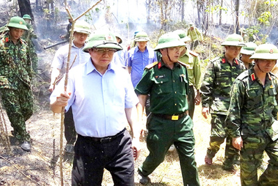 Ông Phạm Minh Chính trực tiếp chỉ đạo chống cháy rừng ở Hà Tĩnh
