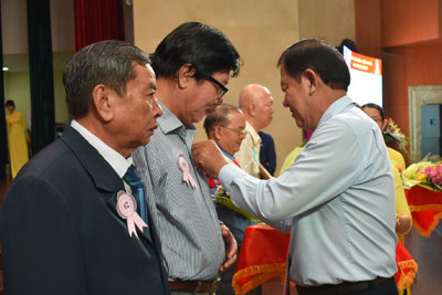 Đảng ủy Khối Dân - Chính - Đảng TP Hồ Chí Minh: Kỷ niệm 128 năm Ngày sinh Chủ tịch Hồ Chí Minh