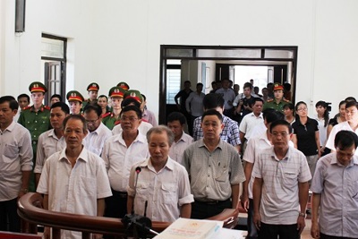 Tạm hoãn xét xử phúc thẩm vụ án sai phạm về đất đai ở Đồng Tâm