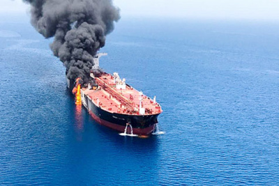 Vì sao mức bảo hiểm cho tàu chở dầu qua Eo biển Hormuz tăng gấp 10 lần?