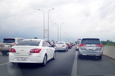Cao tốc TP Hồ Chí Minh - Long Thành - Dầu Giây kẹt xe nghiêm trọng