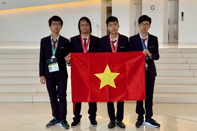 Học sinh Việt Nam giành 4 Huy chương Olympic Tin học quốc tế