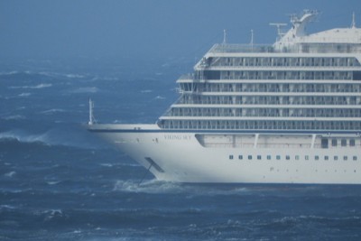 Tàu du lịch mắc kẹt ngoài khơi biển Na Uy, hơn 900 người lênh đênh