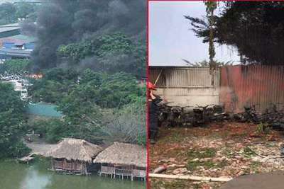 Hà Nội: Cháy lớn tại bãi trông giữ xe vi phạm trên phố Linh Đường