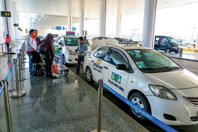 Tạm dừng triệt để hoạt động taxi tại sân bay Nội Bài trong thời gian cách ly xã hội