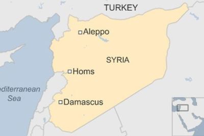 Sau nghi vấn tấn công hóa học, Syria lại bị "nã" tên lửa