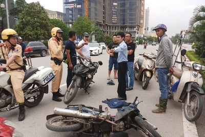 Hà Nội: Truy đuổi bắt cướp, nam phóng viên bị thương