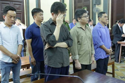 Thuê 54 Việt kiều đứng tên nhập ôtô để buôn lậu