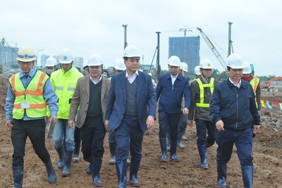 Chủ tịch Nguyễn Đức Chung kiểm tra, đôn đốc tiến độ Dự án Hệ thống xử lý nước thải Yên Xá