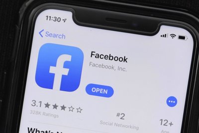 Facebook thừa nhận nghe lén người dùng nói chuyện